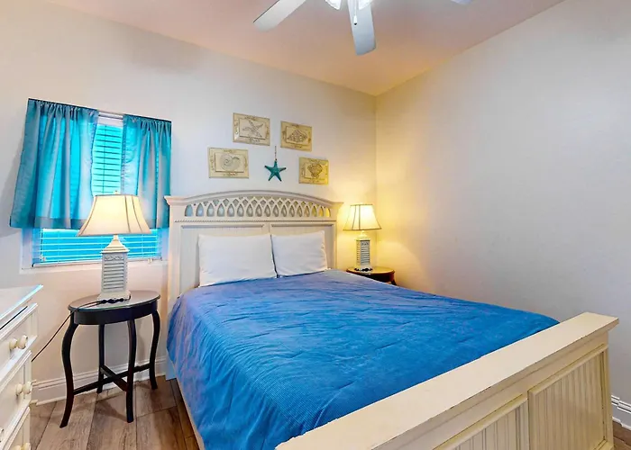 Gulf-front W 2 Pools Sauna Hot Tubs Fitness Center & Stunning Views Holiday home Gulf Shores